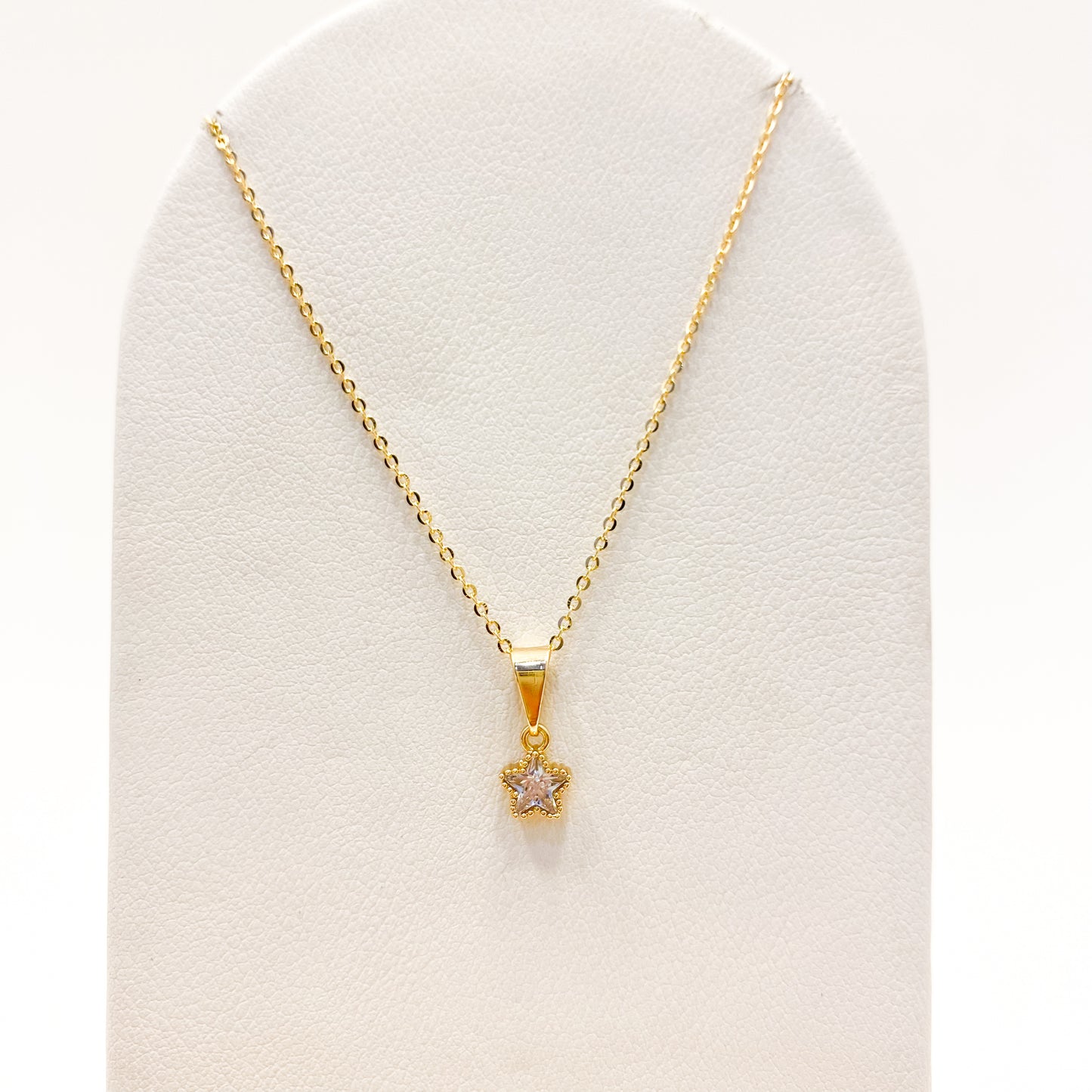 Collar Estrella Zircon Oro Laminado