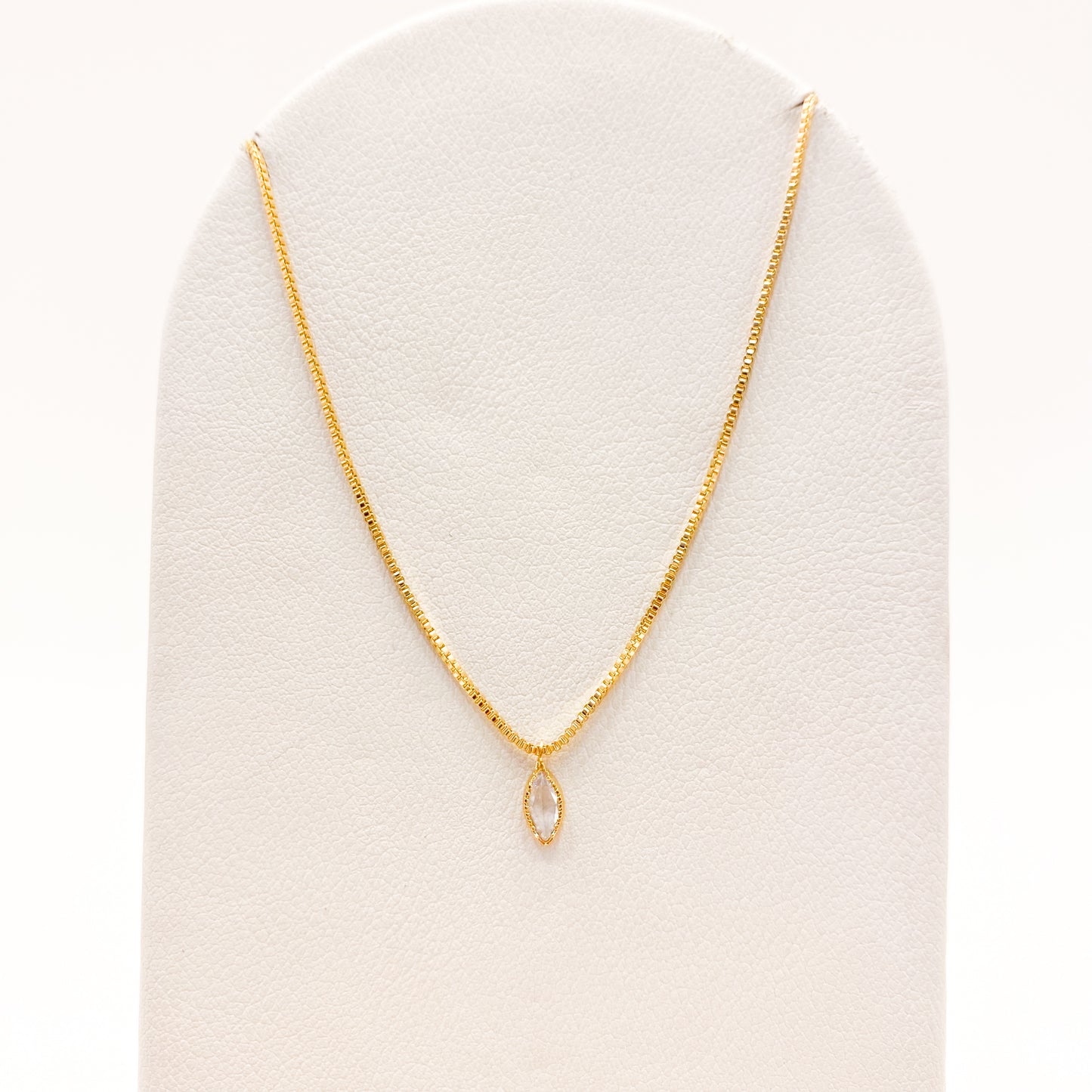 Collar Zircon Pequeño Oro Laminado