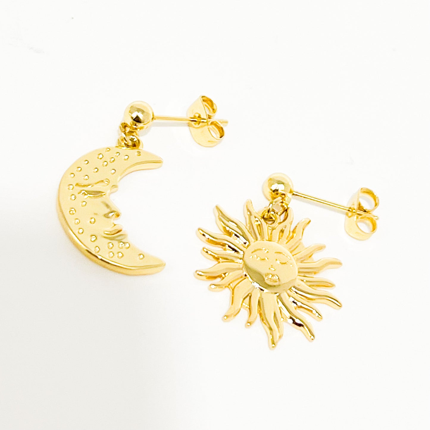 Arete Sol Luna Dorado