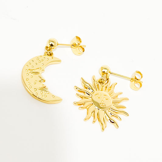 Arete Sol Luna Dorado