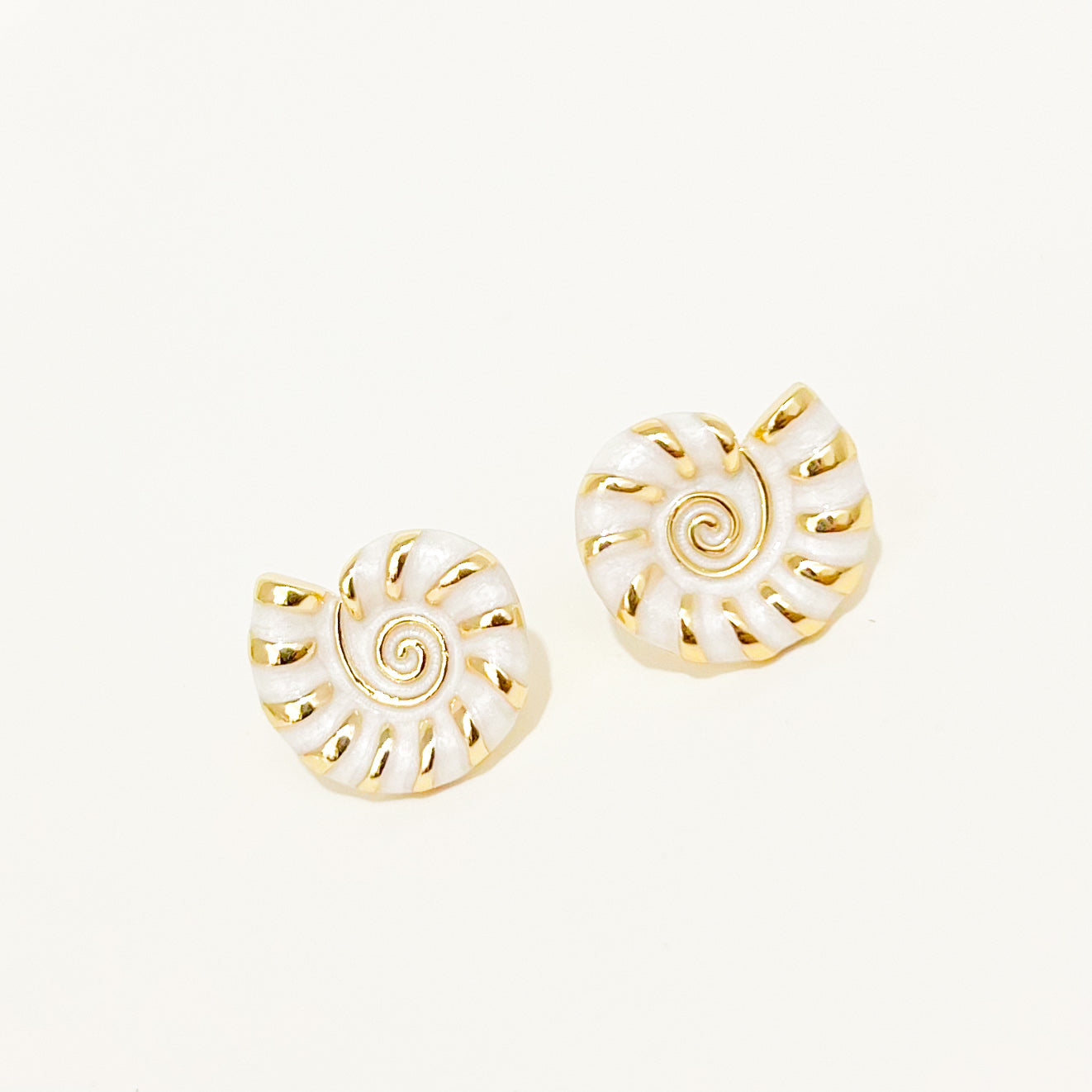 Arete Caracol Blanco