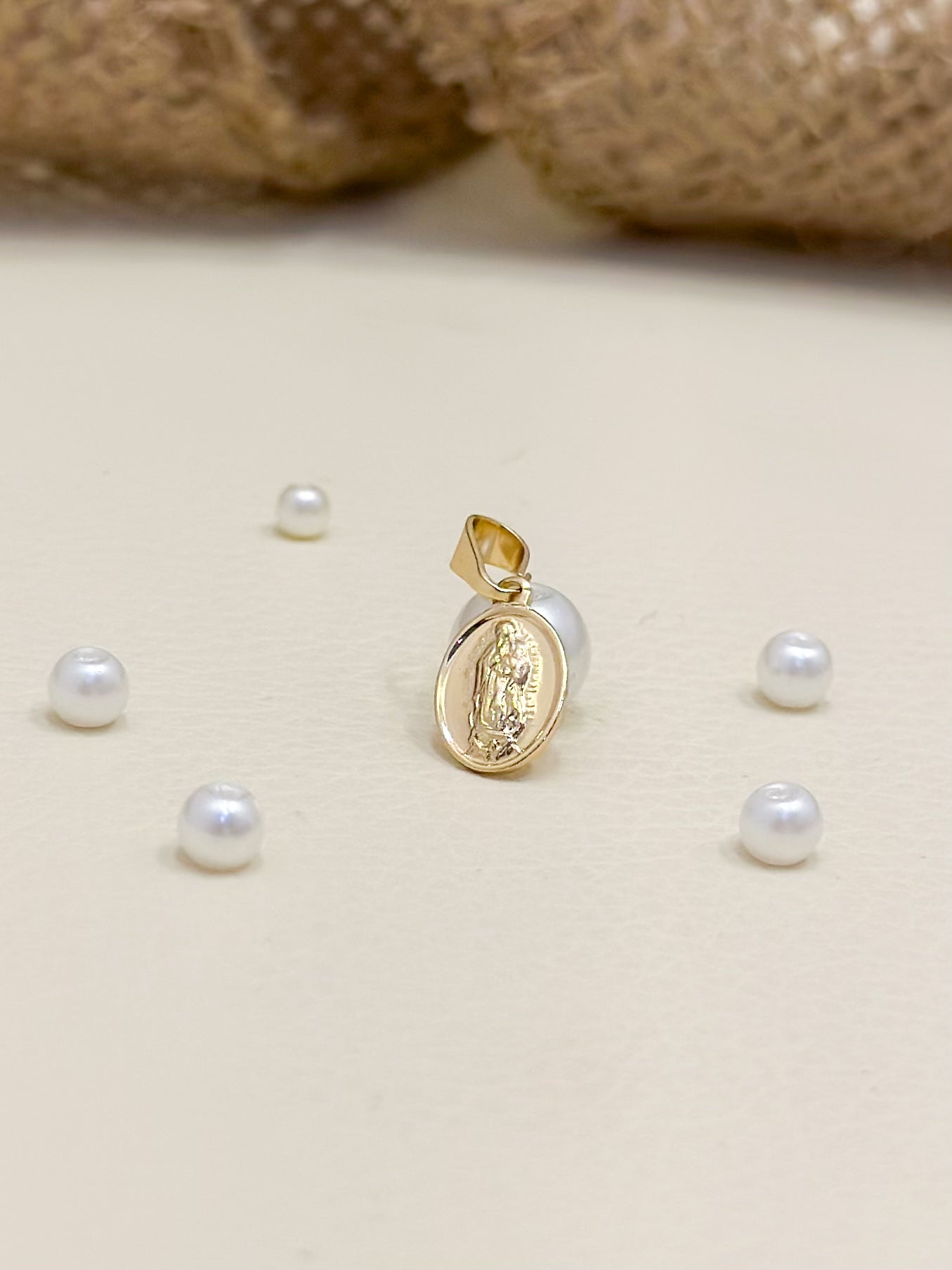 Dije Oro Laminado Virgen Guadalupe Mini (1 Cm)