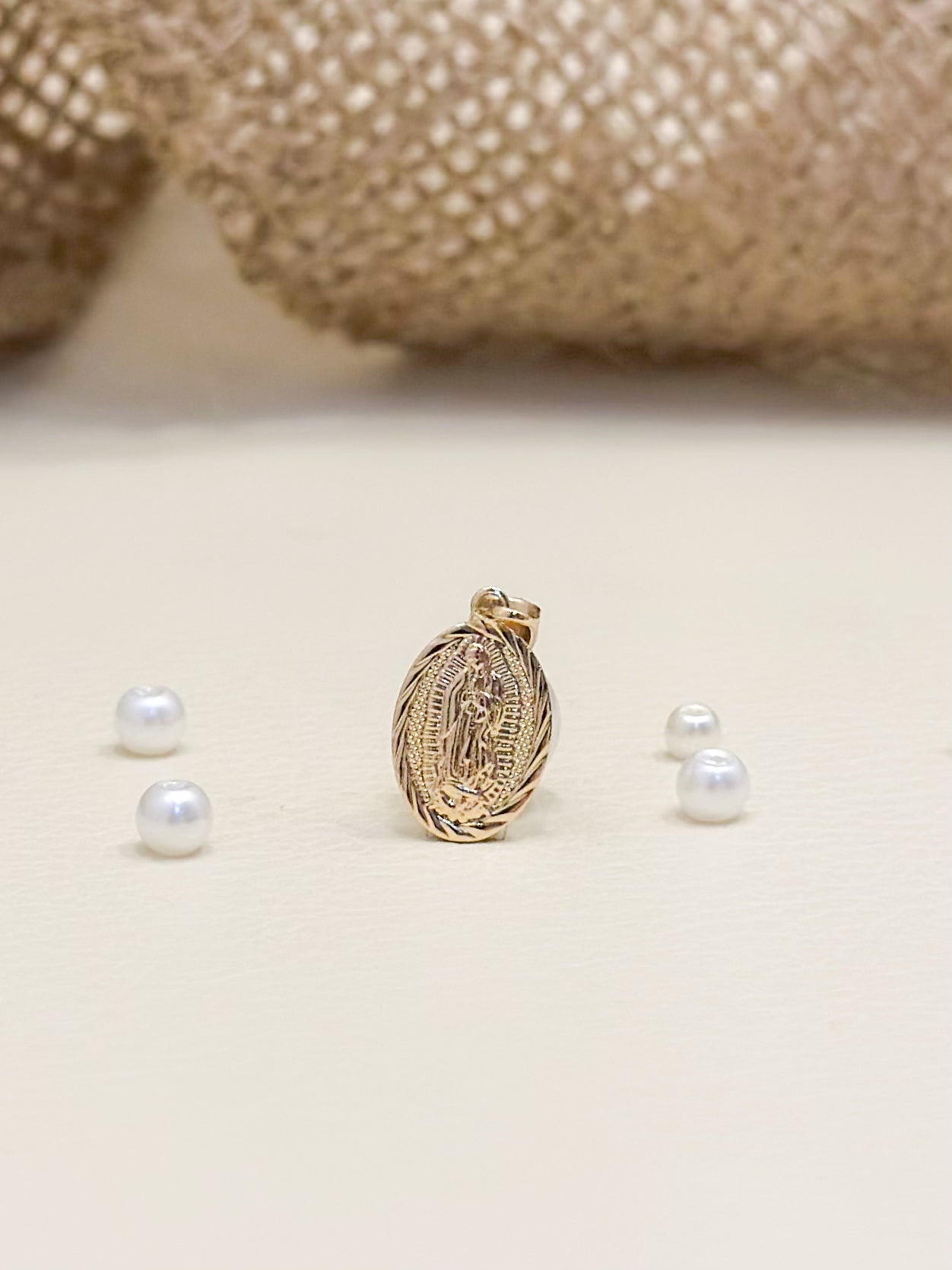 Dije Oro Laminado Virgen (1,4 Cm)