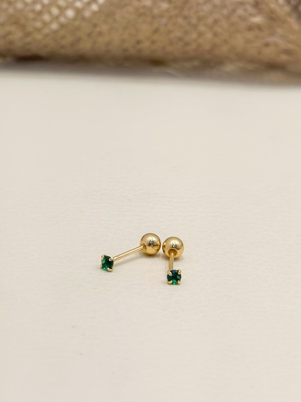 Topo Oro Laminado Mini Zircon Esmeralda De Seguridad