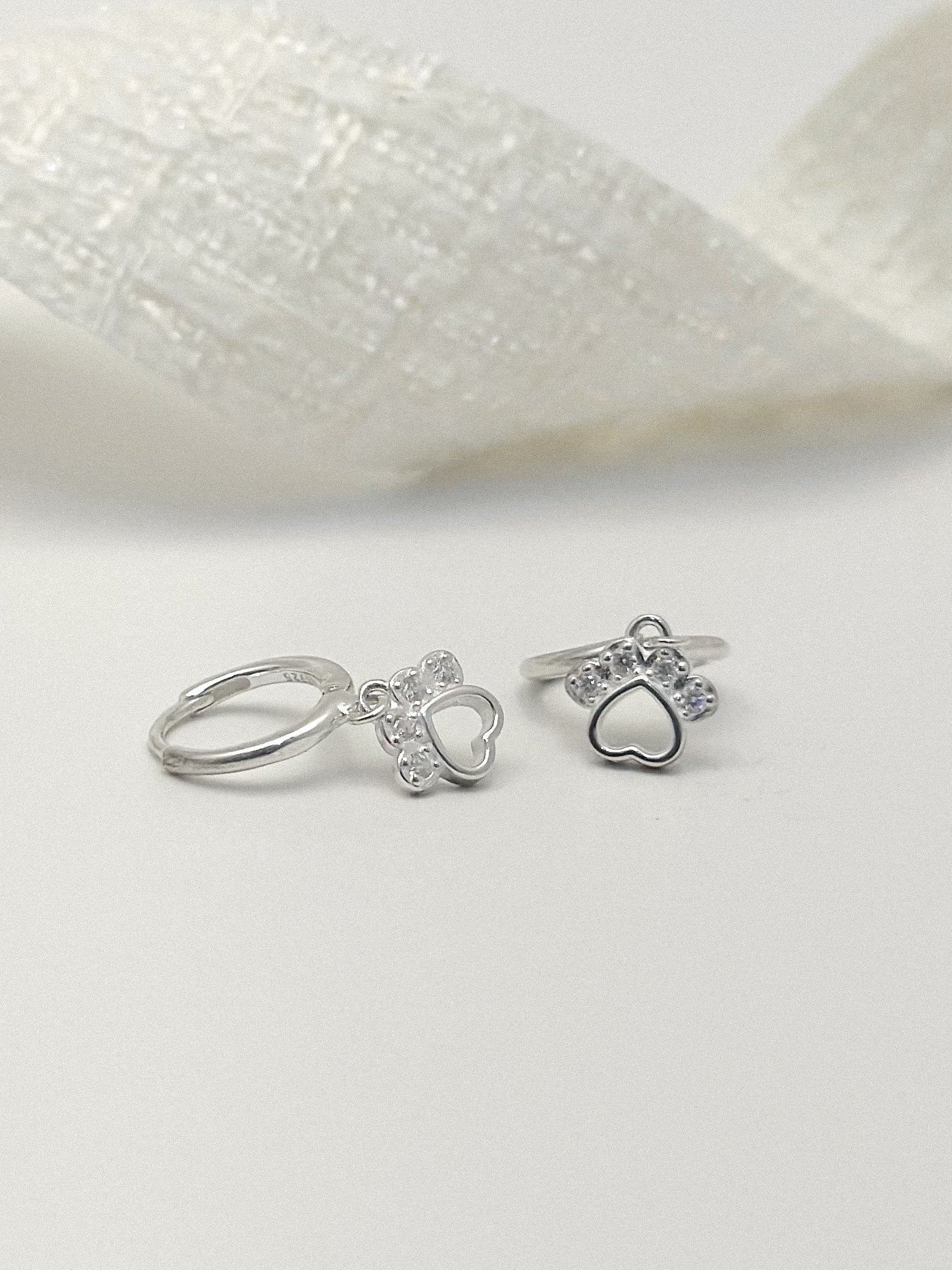 Arete Plata Ley 925 Huellita