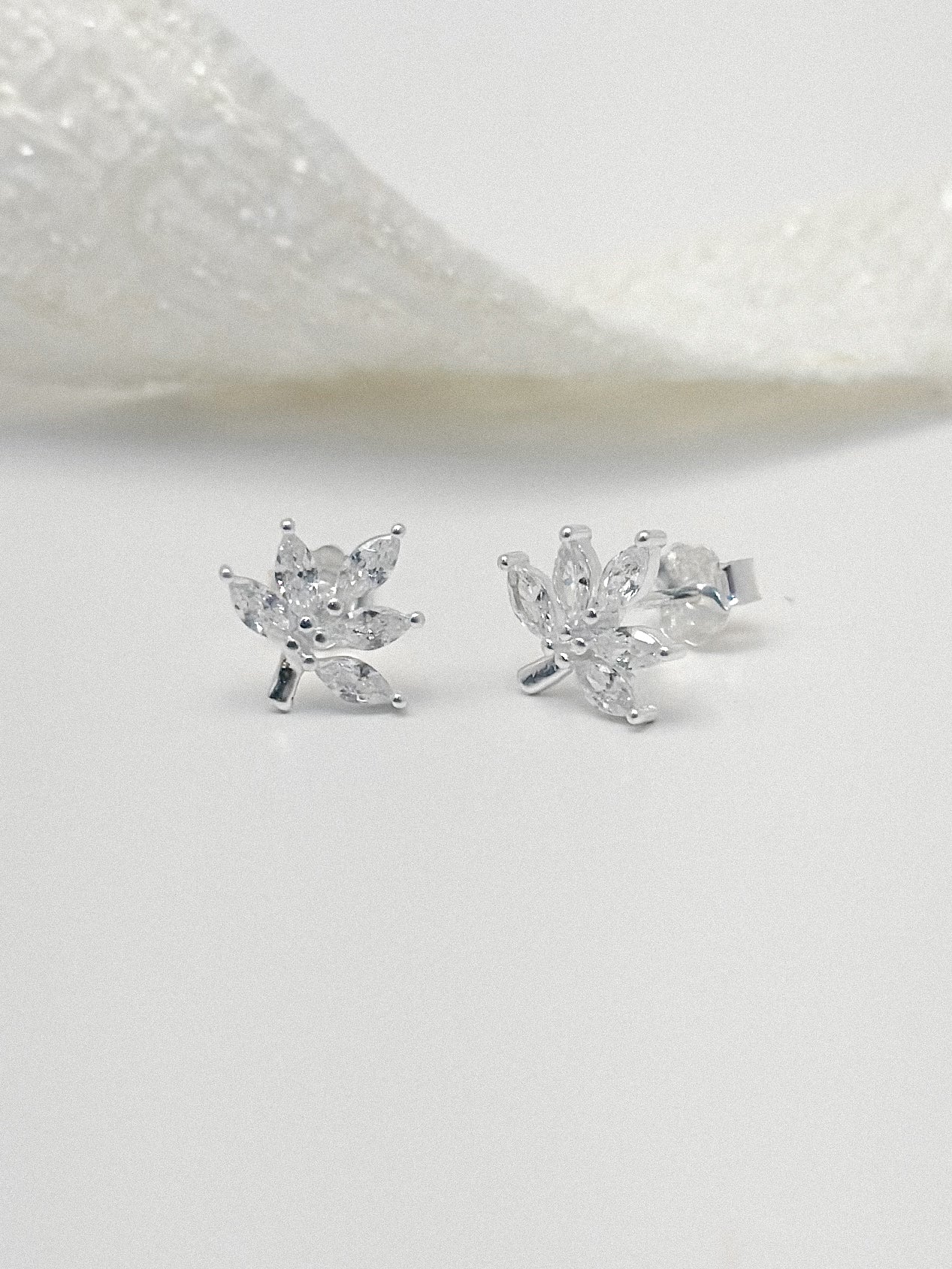 Topo Plata Ley 925 Hojas Zircones Cristal