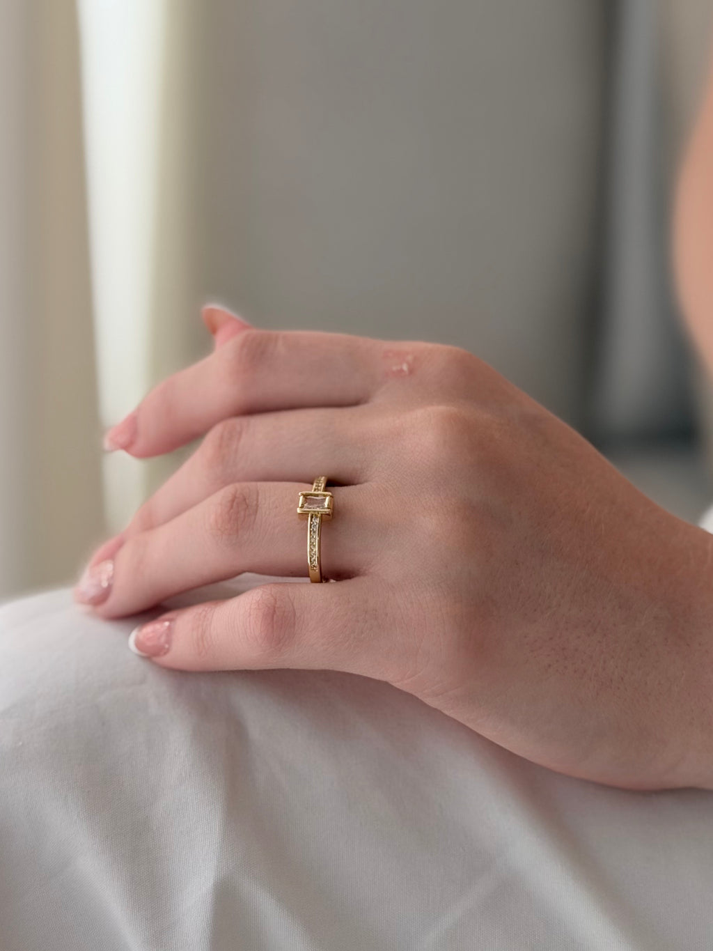 Anillo Tipo Compromiso Cuadrado Baguette
