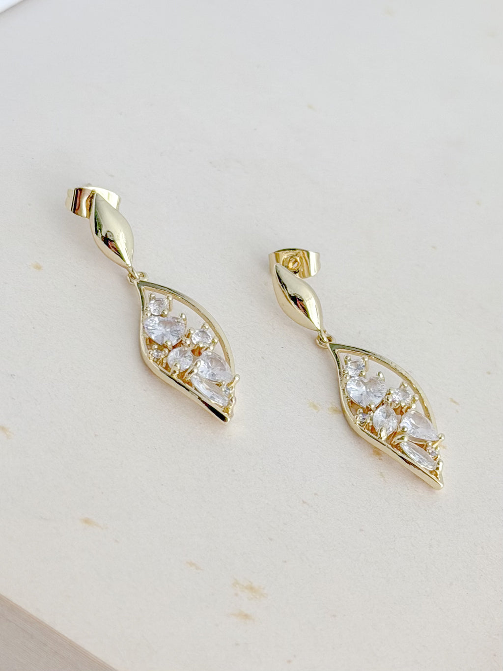 Arete Zircones Cristal
