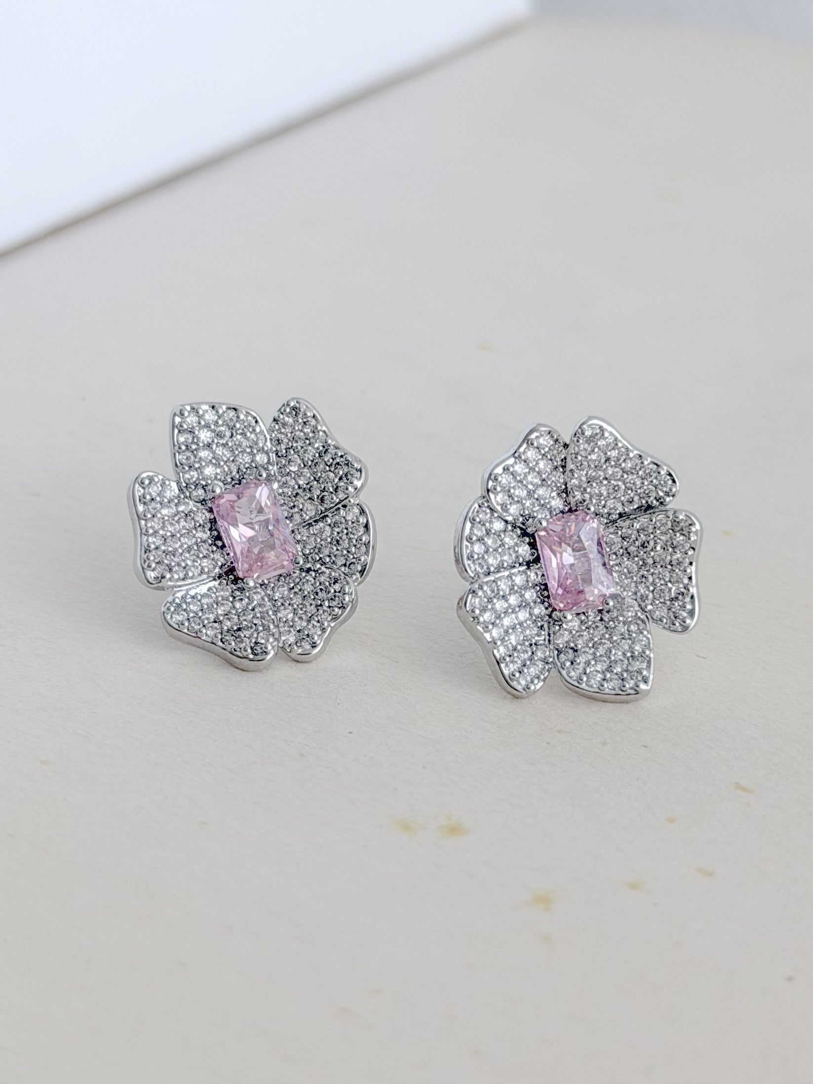 Arete Flor Plateado Microzircon Zircon Rosa