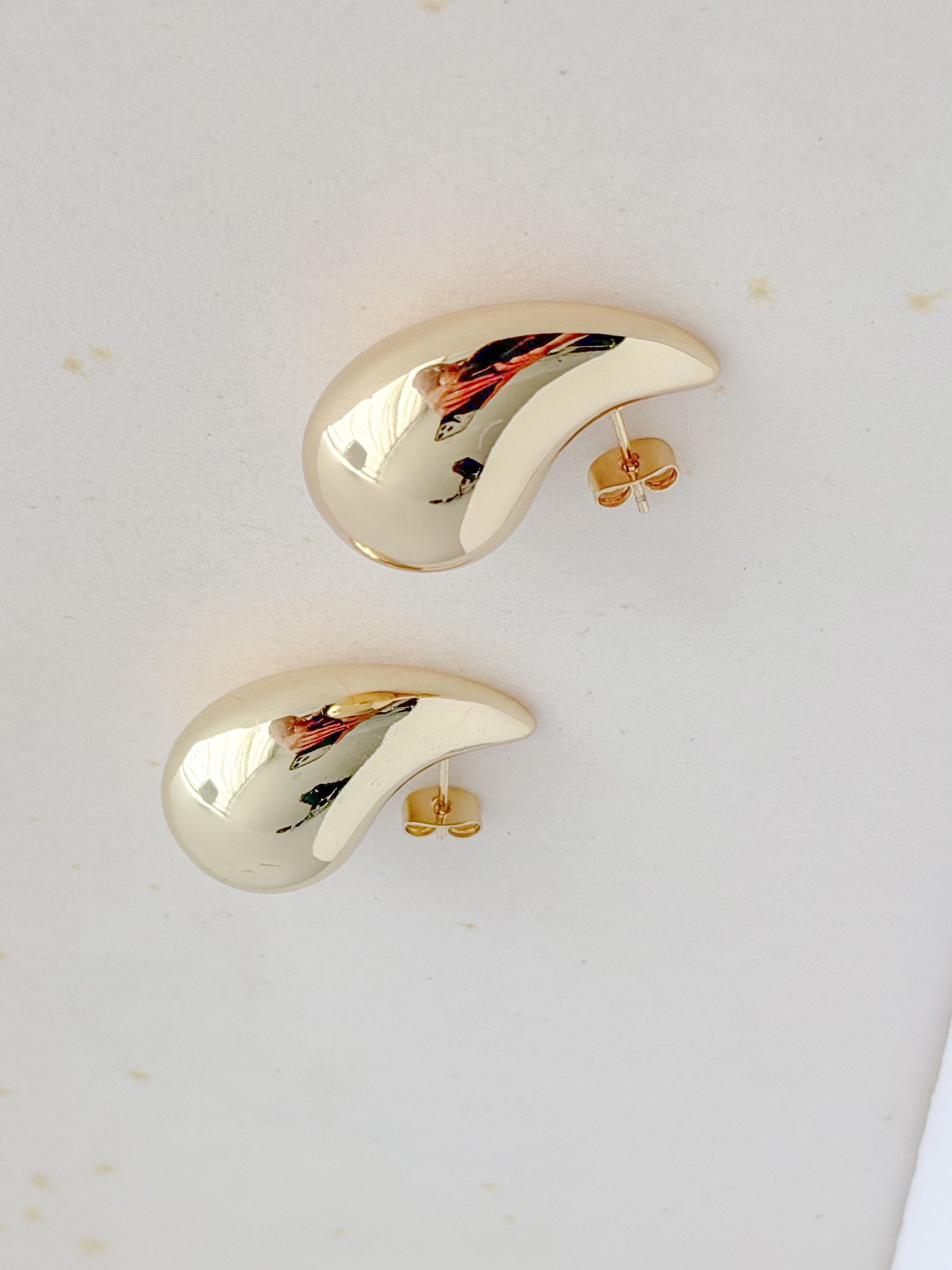 Arete Gota Dorada Grande