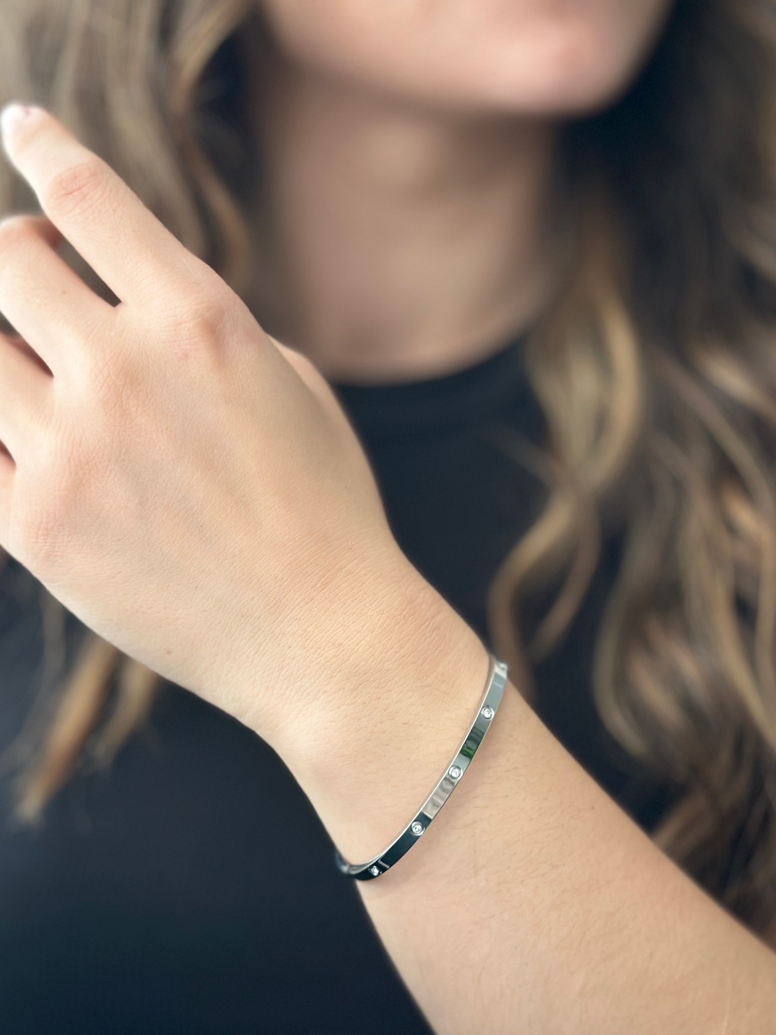 Brazalete Delgado Micrizircones Plateado