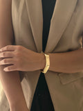 Brazalete Hexagono Dorado