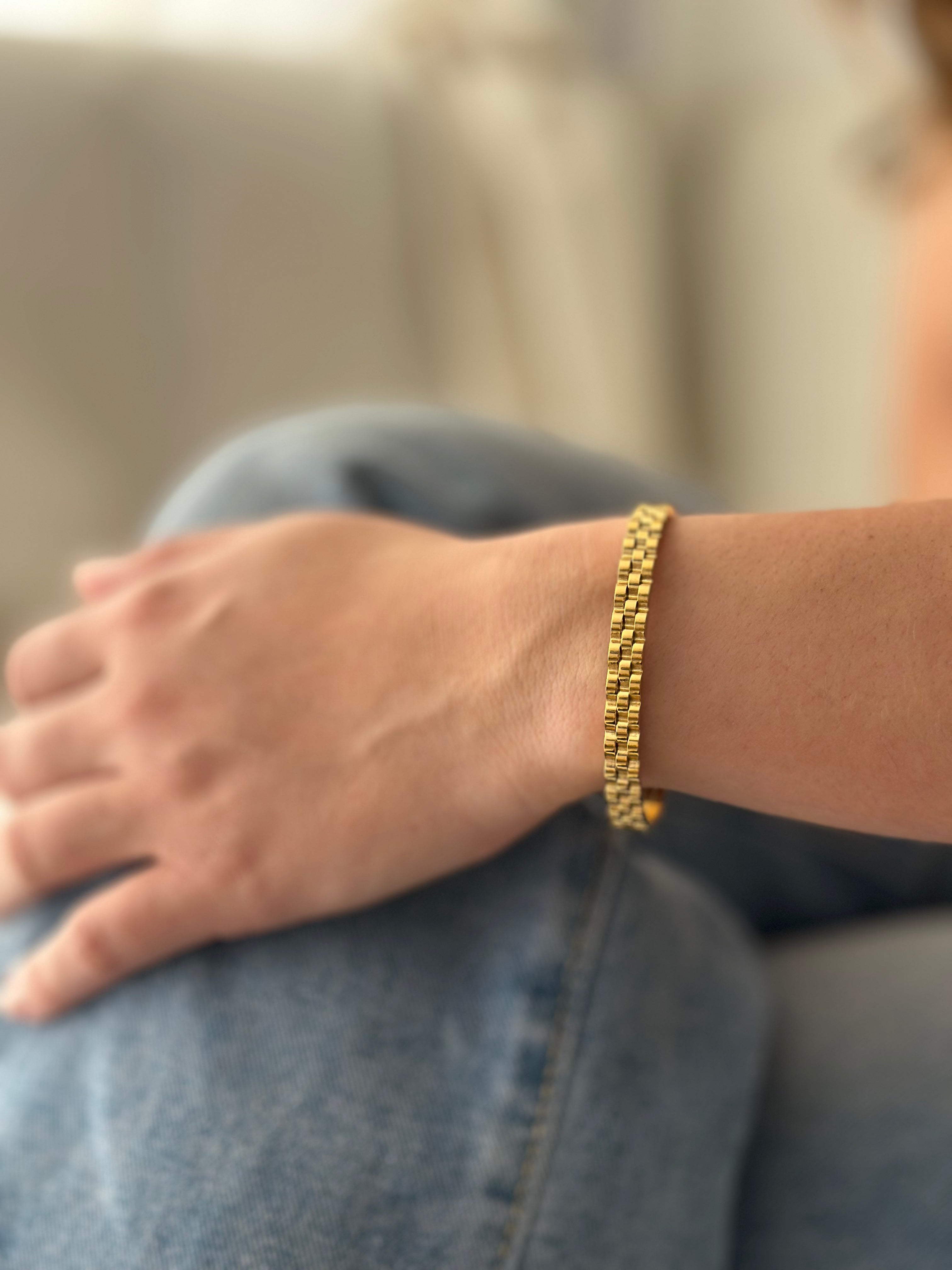 Brazalete Dorado Cuadricula
