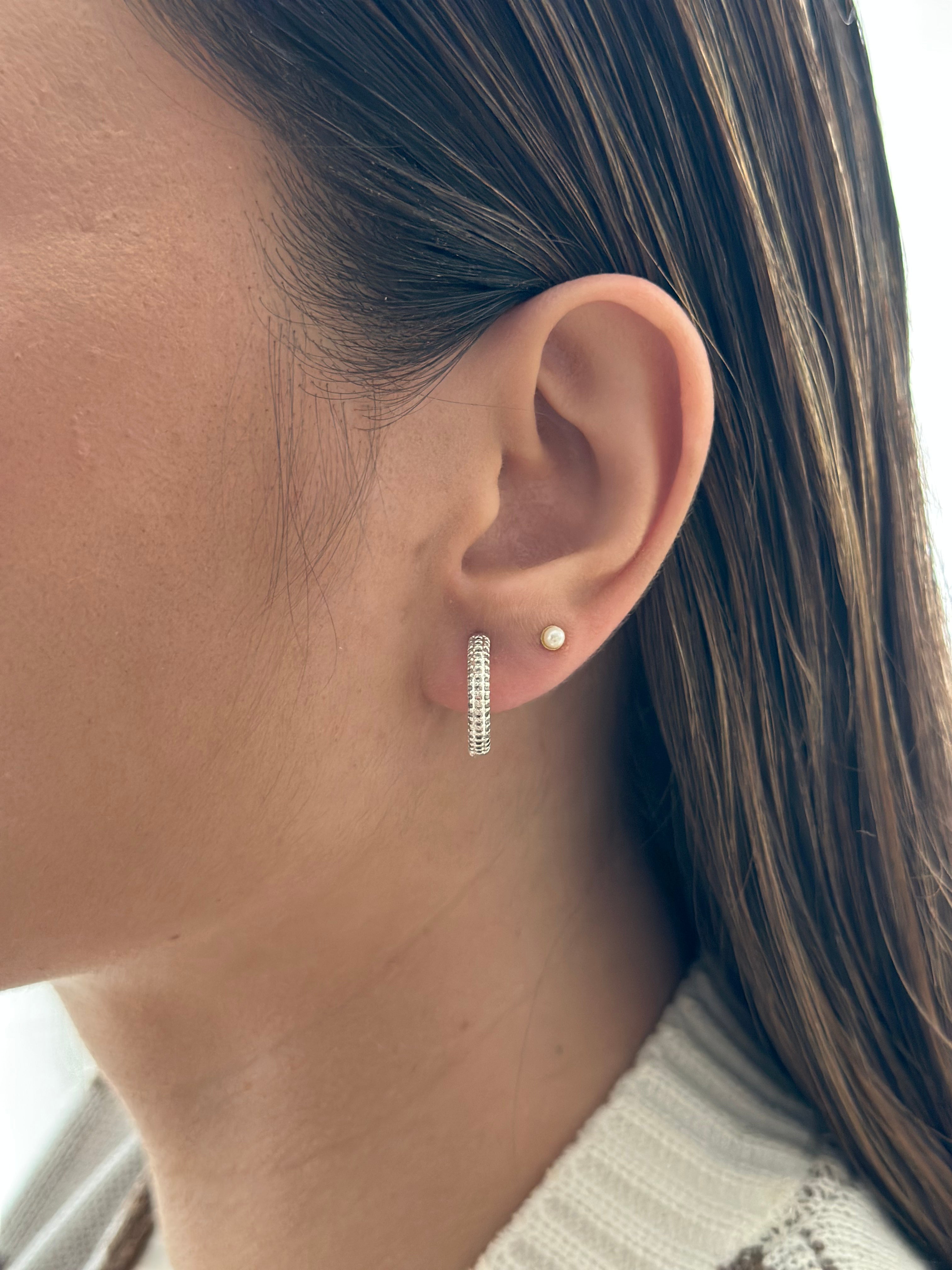Candonga Pequeña Baño De Plata Micro Zircón