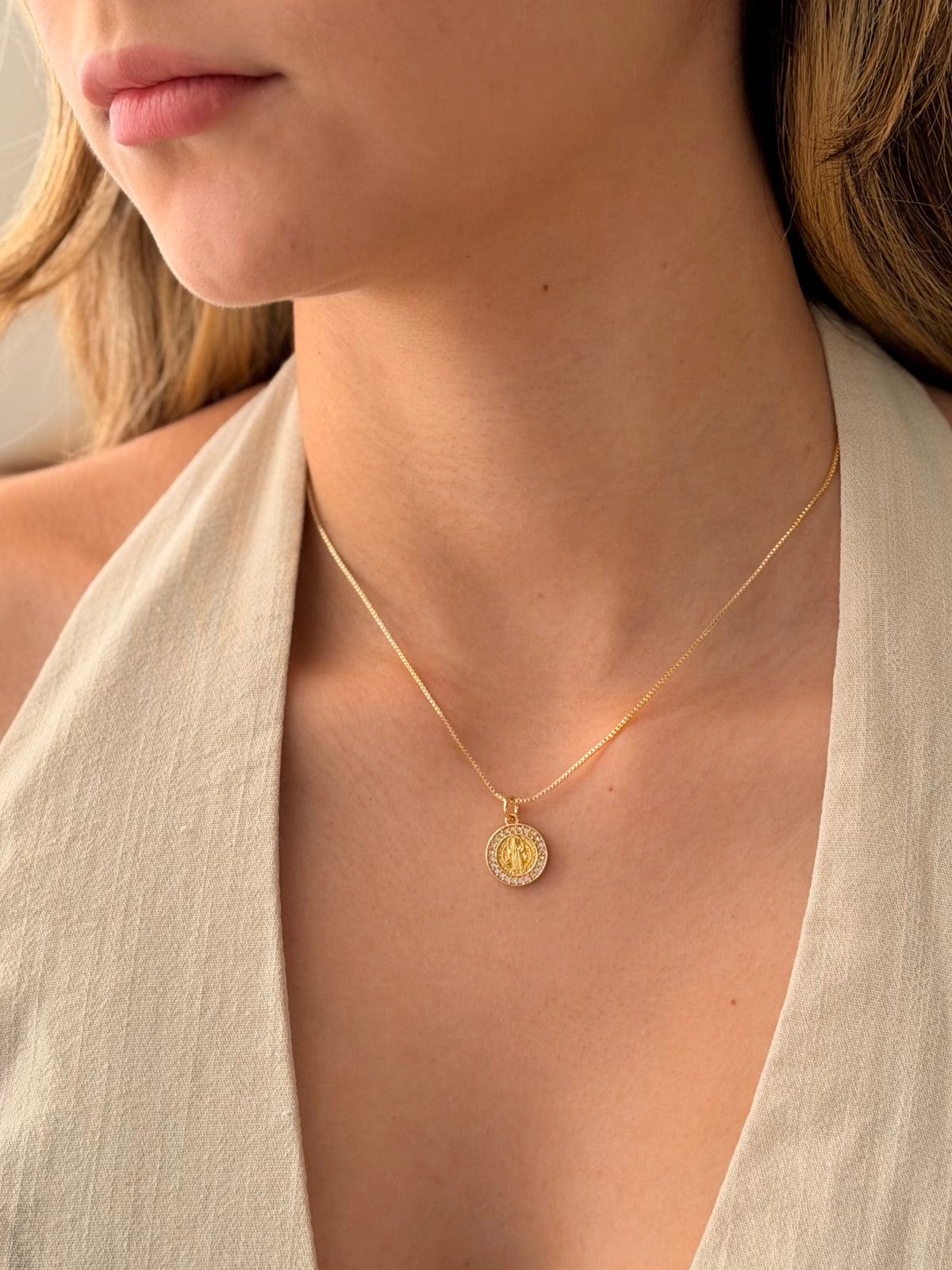 Dije San Benito Zircon Cristal