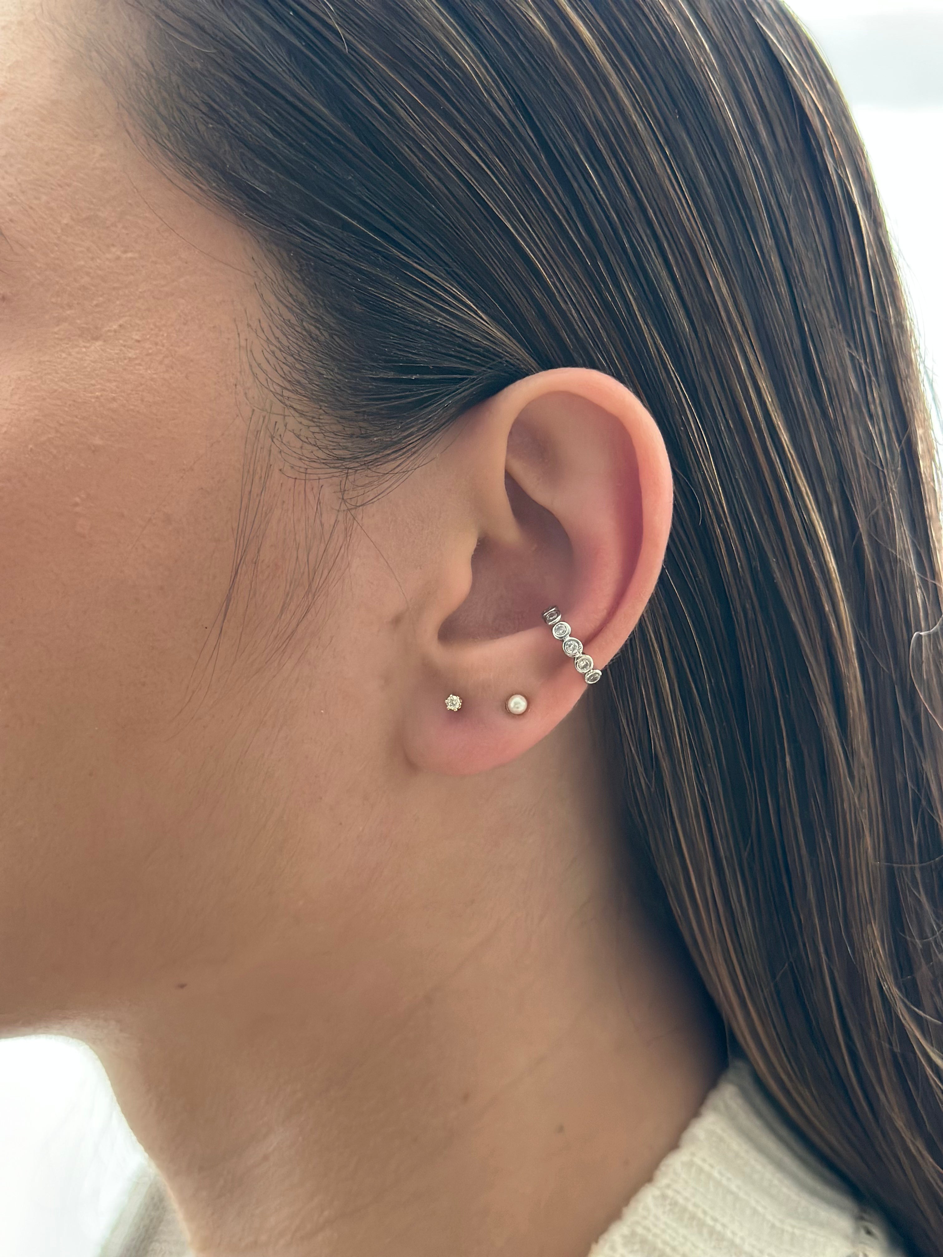 Earcuff Zircones Cristal