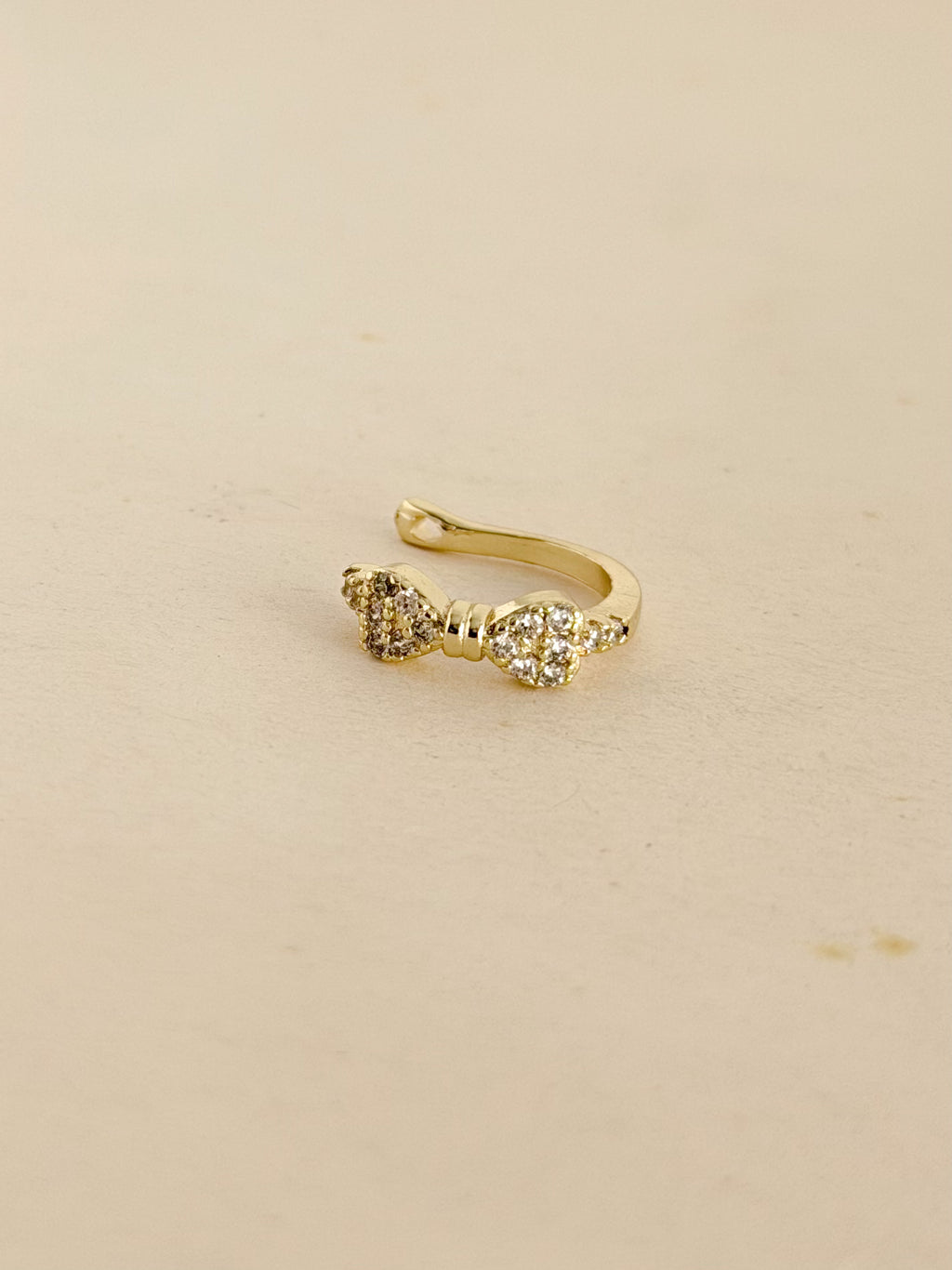 Earcuff Moño Microzircones Rodio