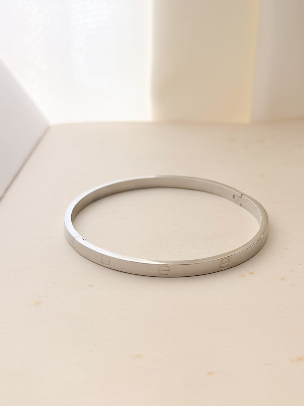 Pulsera Aro Cartier Dorado