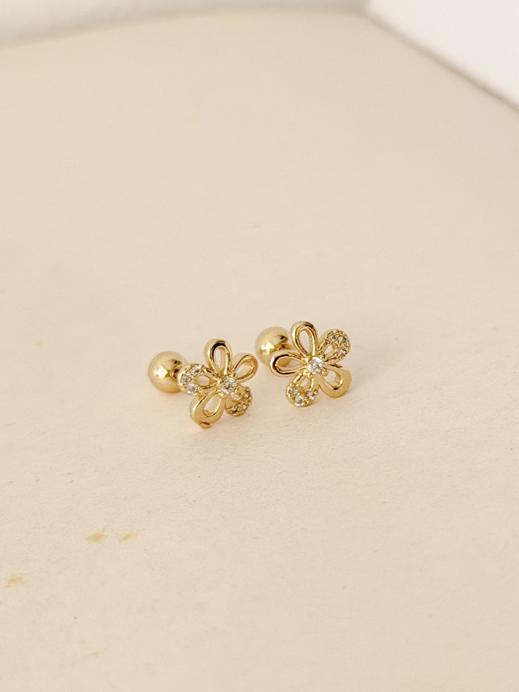 Topo Seguridad Rodio Silueta Flor Microzircones