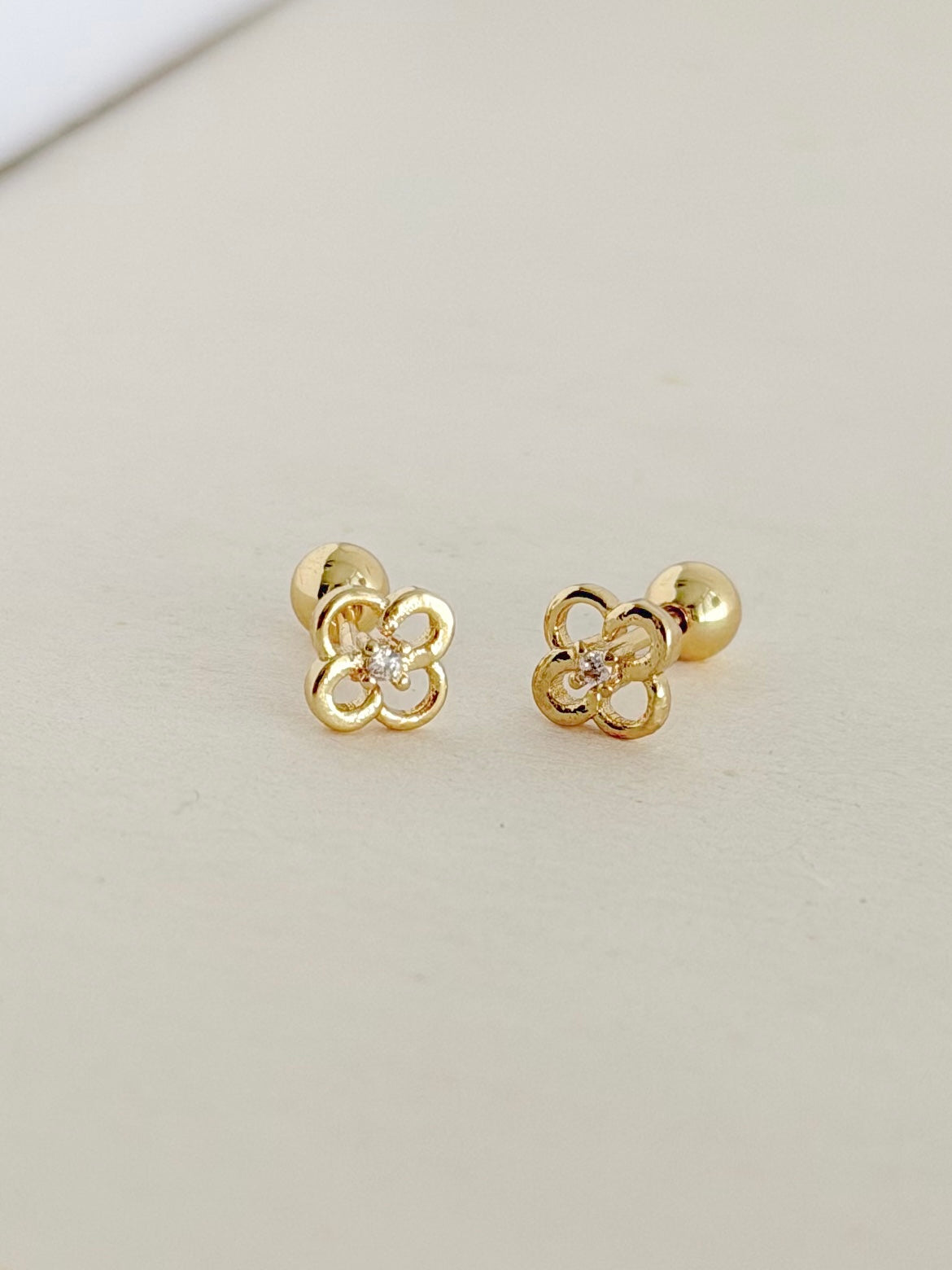 Topo Seguridad Trebol Microzircon Rodio