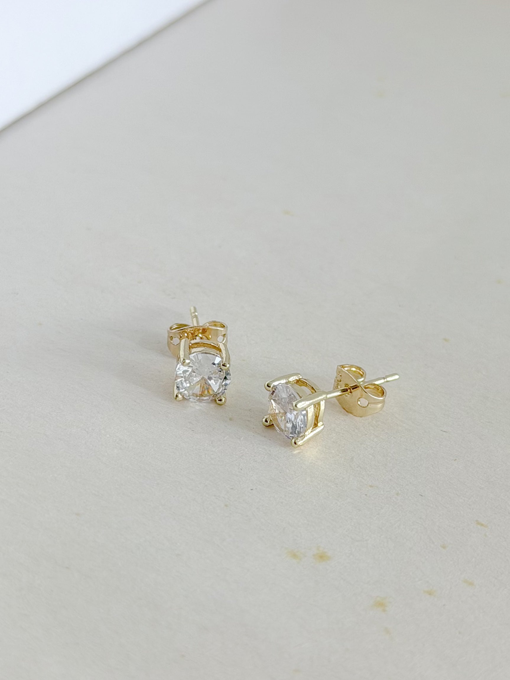 Topo Zircon Redondo #8 Dorado Rodio